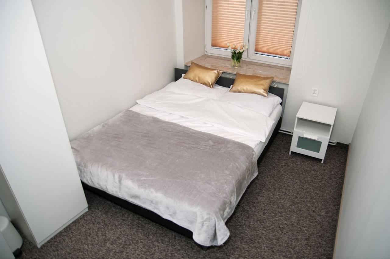 Rodmos Hostel ルブリン エクステリア 写真